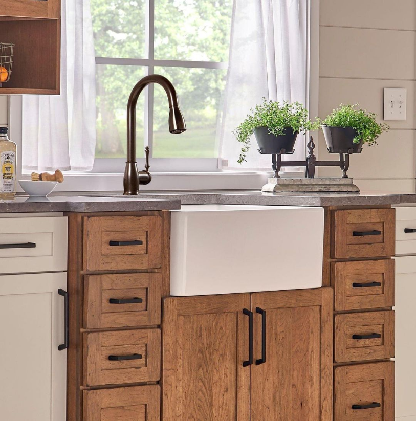 HARIKA TESSA 26 FLAT OR BELTED FRONT FARM SINK